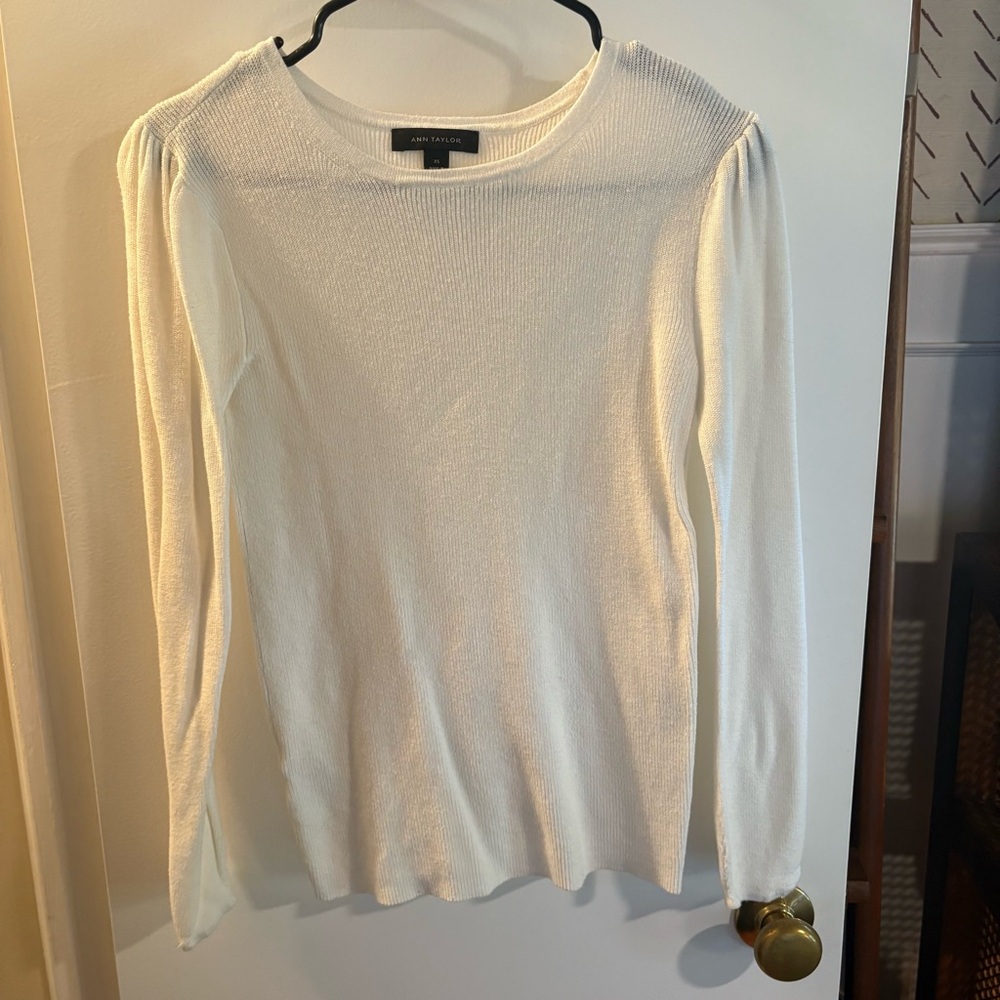 Ann Taylor | Puff Shoulder Long Sleeve Sweater